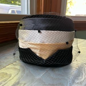 Vintage pillowbox hat